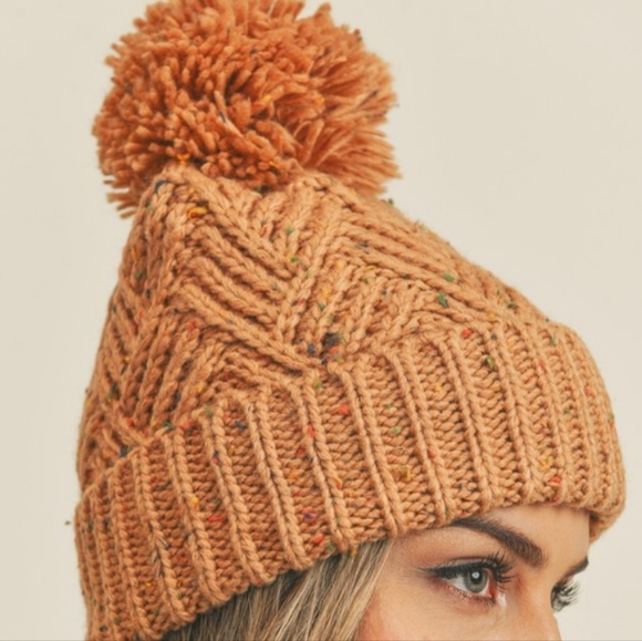 Crotche Beenie - Picture 2 of 4